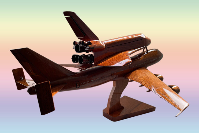 Boeing  Space Shuttle - Image 15