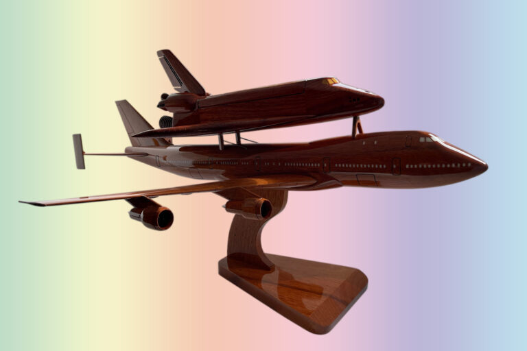 Boeing  Space Shuttle - Image 18