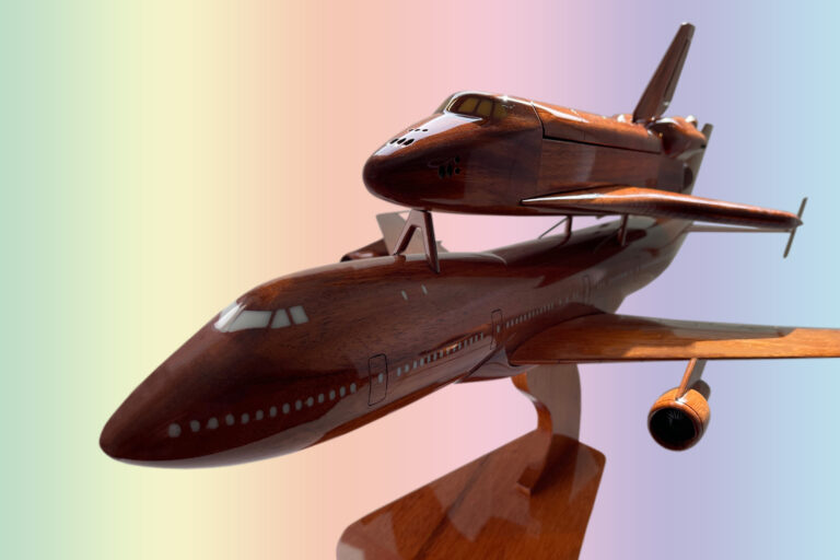 Boeing  Space Shuttle - Image 12