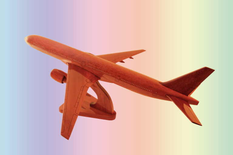 Boeing B-777-300 - Image 4