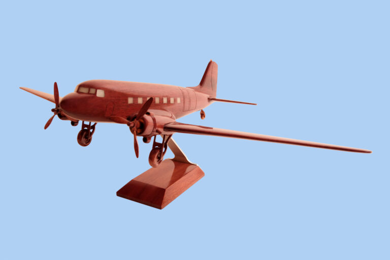 Douglas DC-3 - Image 2
