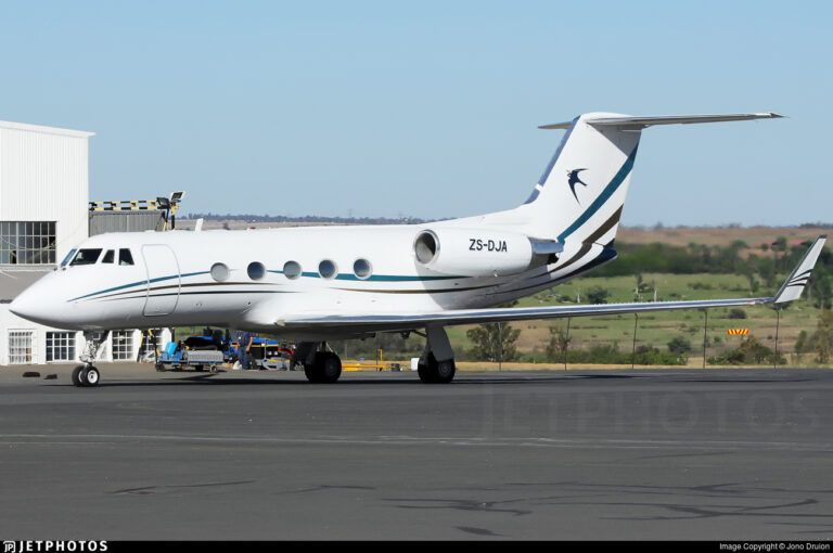 Gulfstream II B - Image 13