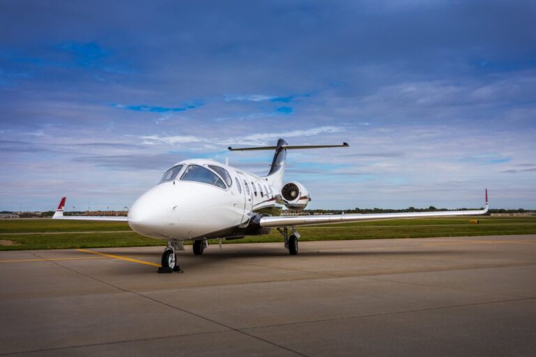Hawker 400 XP - Image 16