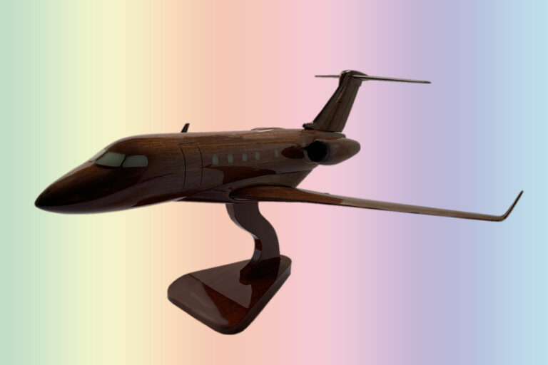 Embraer EMB Legacy 450 - Image 2