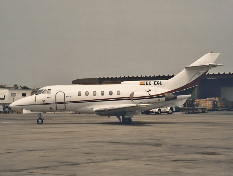 Hawker Siddeley HS-125-600 - Image 15