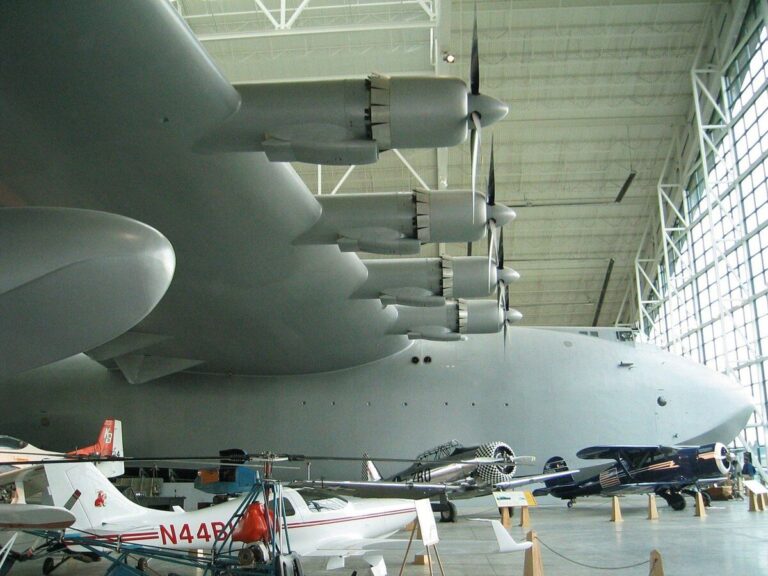Hughes H-4 Hercules   Spruce Goose - Image 10