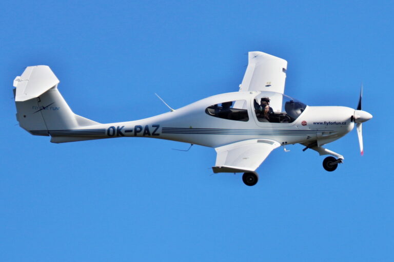 Diamond DA40 Diamond Star - Image 13