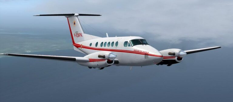 Beechcraft King Air 200 - Image 9