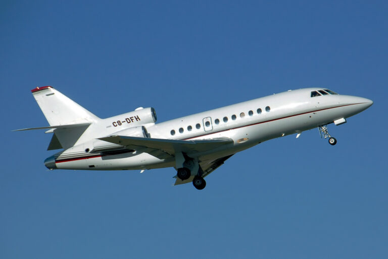 Dassault Falcon 7X - Image 16