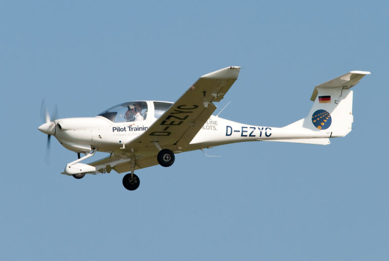 Diamond DA40 Diamond Star - Image 14