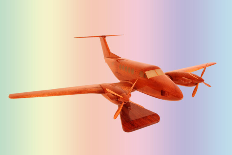 Beechcraft King Air 200 - Image 3