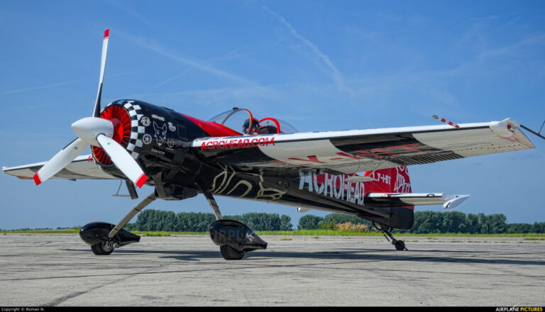 Yakovlev Yak-54 - Image 16