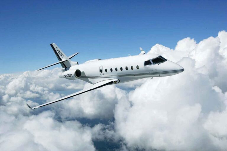 Gulfstream 200 - Image 16