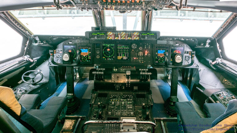 Lockheed C-5 Galaxy - Image 22