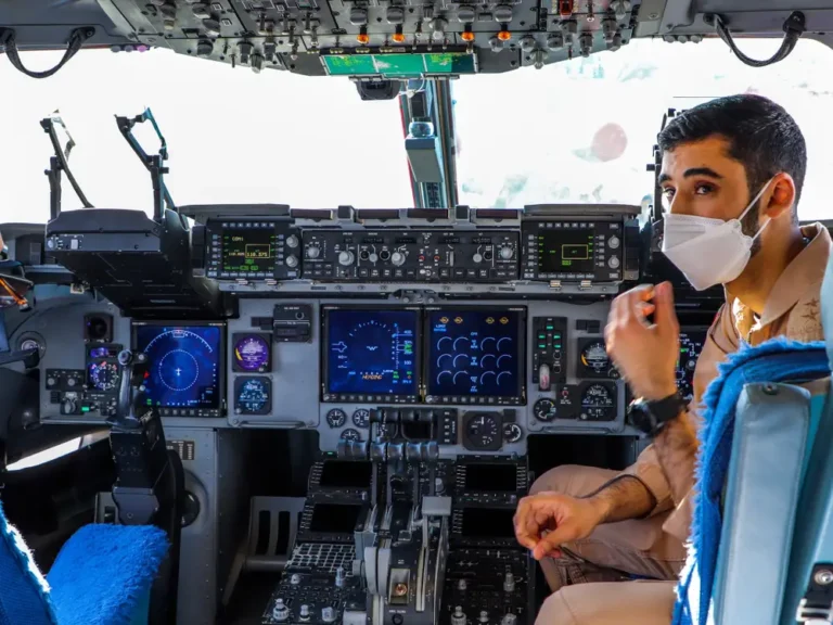Boeing C-17 Globe Master - Image 20